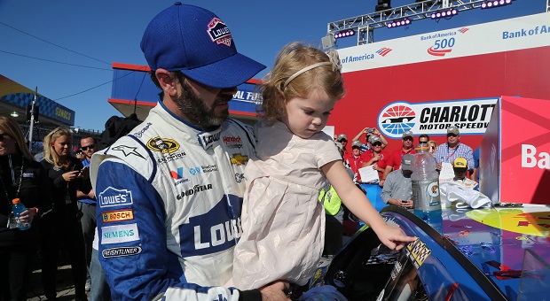 Jimmie Johnson Advances to Sprint Cup Chase of 8, Winning Bank of America 500