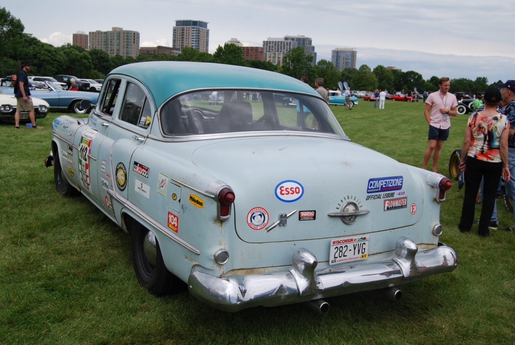 '53 Olds Runs Mexican Road Race