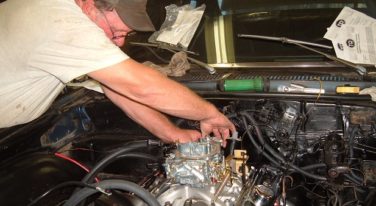 Bolt-Ons for a Small Block Chevy: Double Pumpers and Carbs