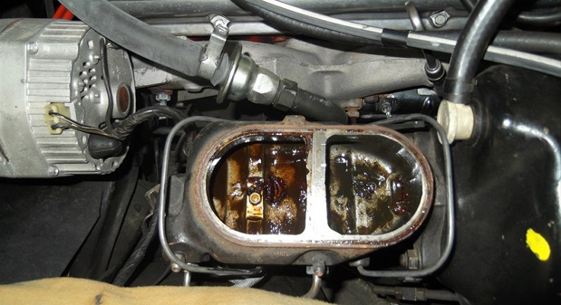 a7-sludge-in-master-cylinder-feature