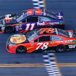 Hamlin’s Bold Move Beats Truex, Jr. in Closest NASCAR Sprint Cup Daytona 500 Finish Ever
