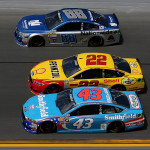 Hamlin’s Bold Move Beats Truex, Jr. in Closest NASCAR Sprint Cup Daytona 500 Finish Ever