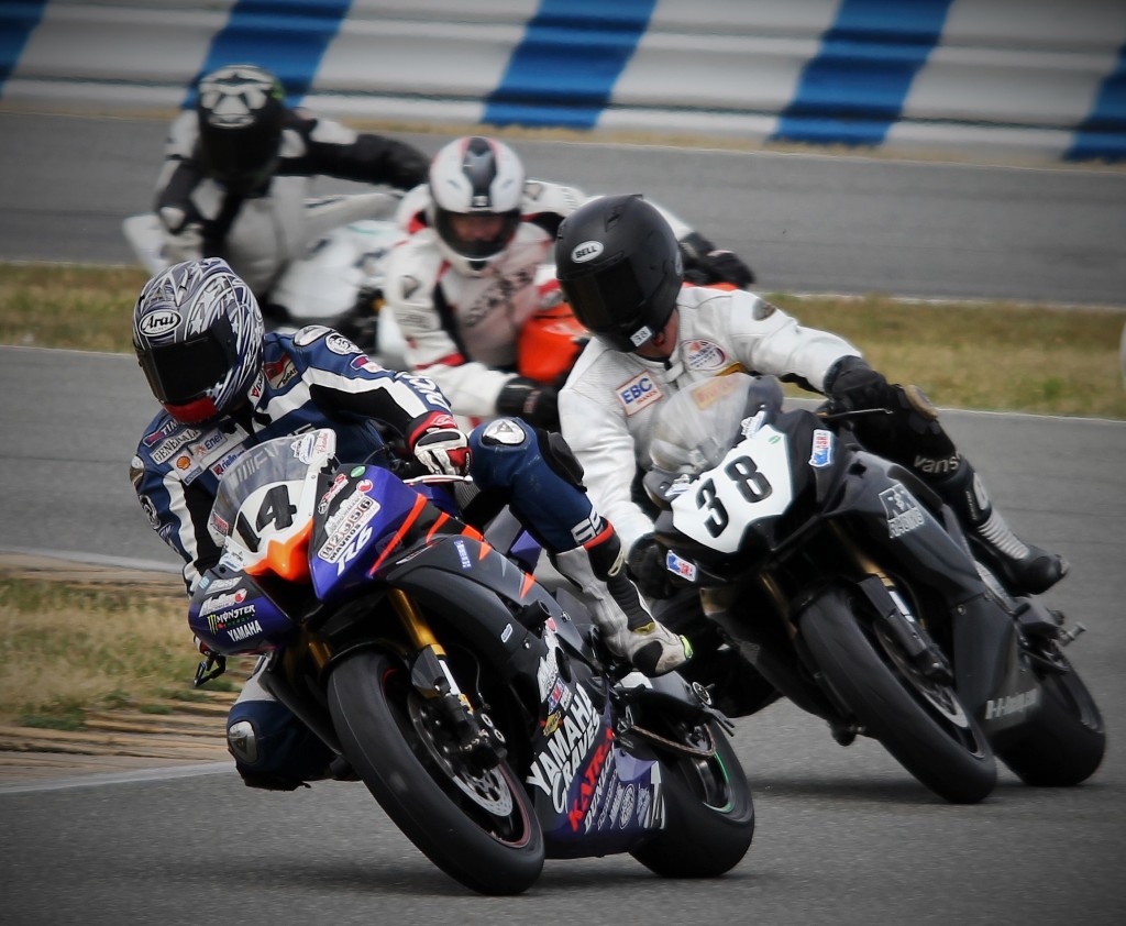 Daytona 200 Action Shots