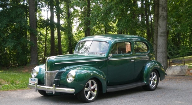 Today's Cool Car Find is this 1940 Ford Tudor