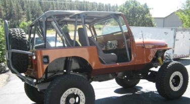 Today's Cool Car Find is this 985 Jeep CJ-7 Rock Crawler