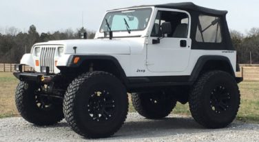 Today's Cool Car Find is this 1994 Jeep Wrangler YJ