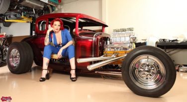 Pinup of the Week: Zoe Scarlett