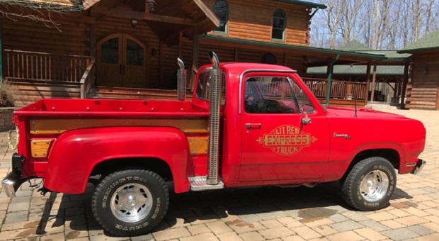 Today's Cool Car Find is this 1979 Dodge D150