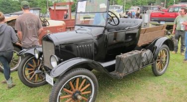 Gallery: 30th Annual Nutmeg Chapter Antique Truck Show