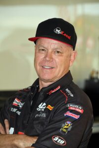 McLeod's Paul Lee Returns to Racing