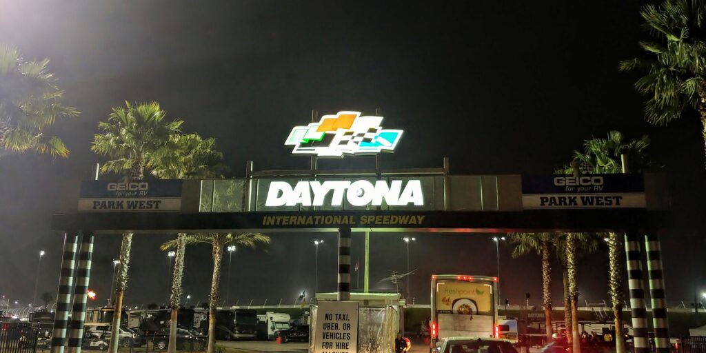 [Gallery] ROAR at the Rolex 24