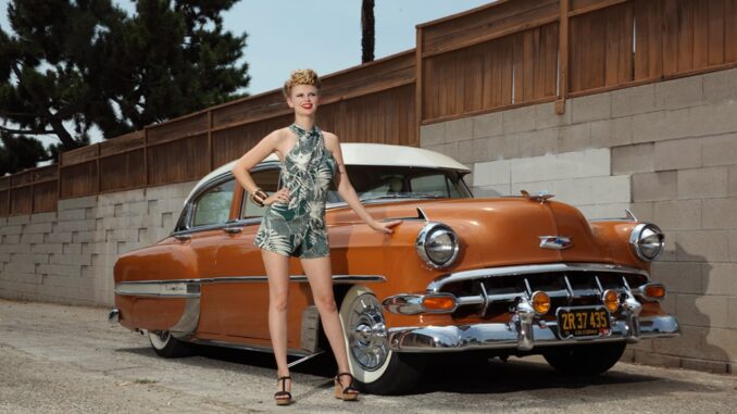 Mitzi's Pinup Corner: Pixie Von Fleur