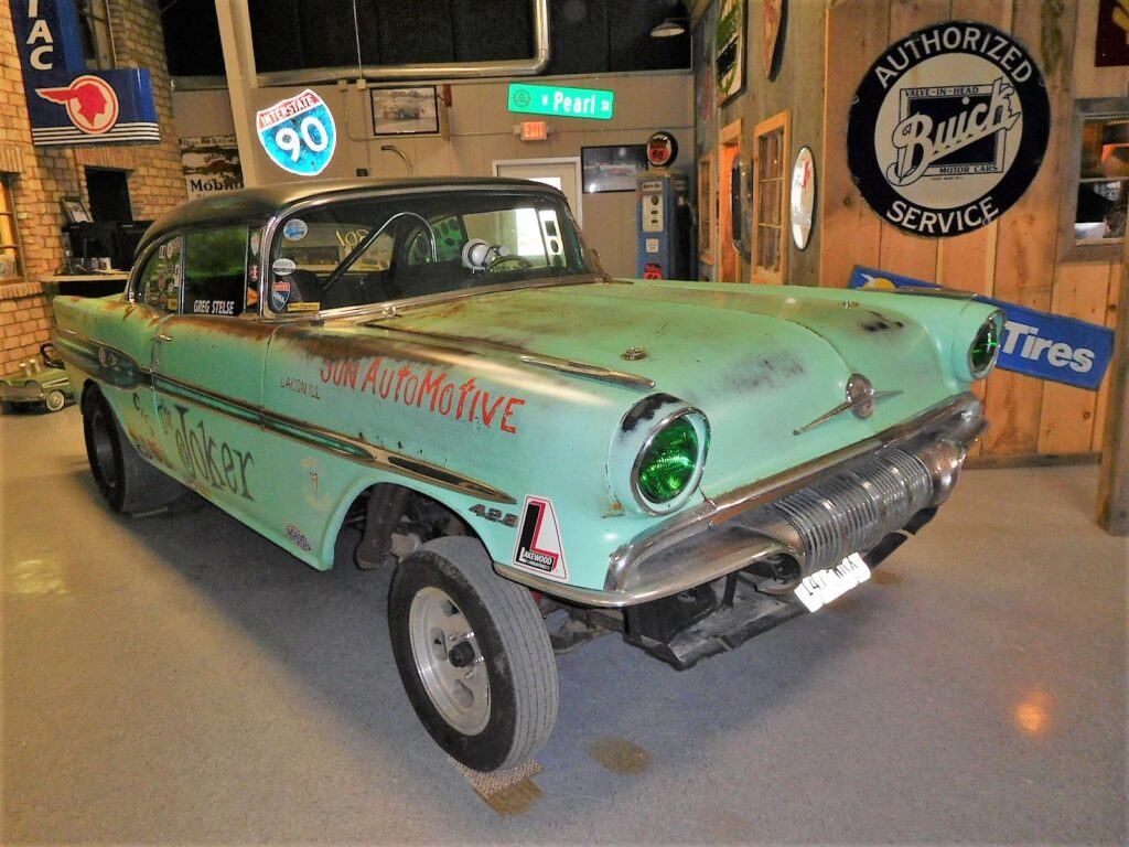 Project: ’57 Pontiac “Joker” Nostalgic Drag Racer