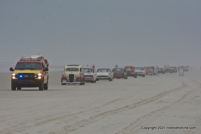 [Gallery] Living Legends Of Auto Racing Beach Parade
