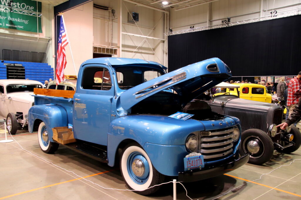 [Gallery] Retro Rewind Car Show