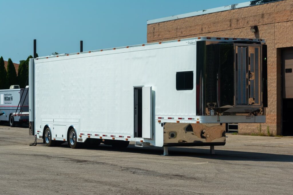 Trailer Tuesday: A 1998 Great Dane 53