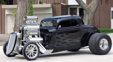 [Gallery] Eric's 1934 Coupe Named "The Beast"