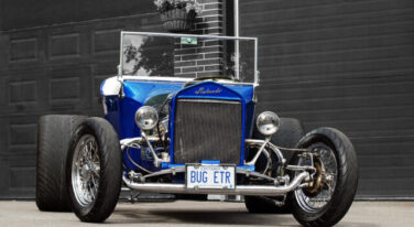 Kelvin and Celine Richter's 1923 Ford T-Bucket