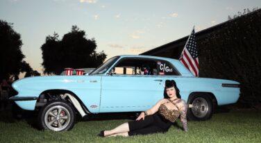 Mitzi's Motor Mavens: Pinup Marie