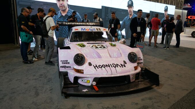 SEMA 2022 Day 1