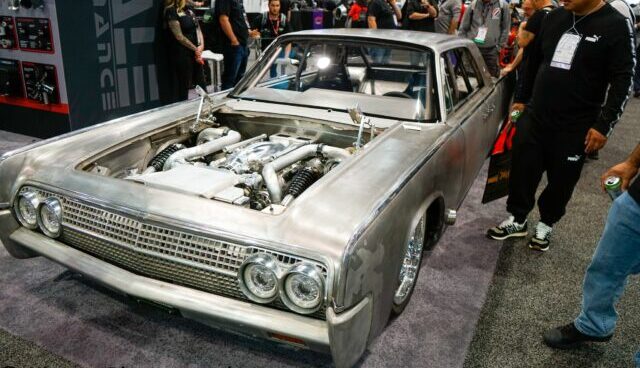 [Gallery] SEMA Day Two