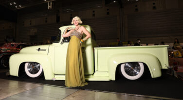 Mitzi's Motor Mavens: Mooneyes Yokohama Hot Rod Custom Show 2023