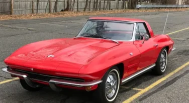 Everyone Can Be a Winner With RacingJunk: 1964 Corvette Stingray Convertible