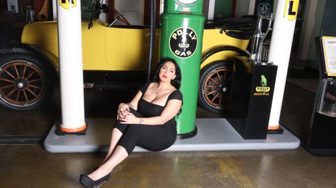 Mitzi's Motor Mavens: Tina Marie