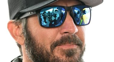 Truex Jr. to End Full-Time NASCAR Cup Series Career at Close of 2024 Season