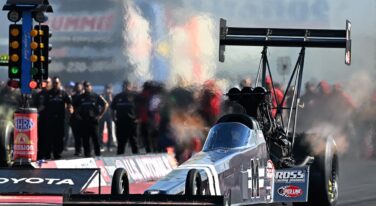 NHRA Countdown Round 2 at zMAX Dragway
