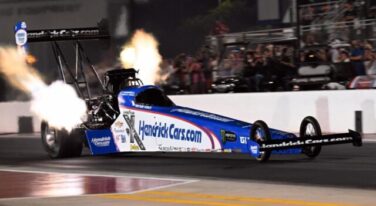 HendrickCars.com extends partnership with John Force Racing
