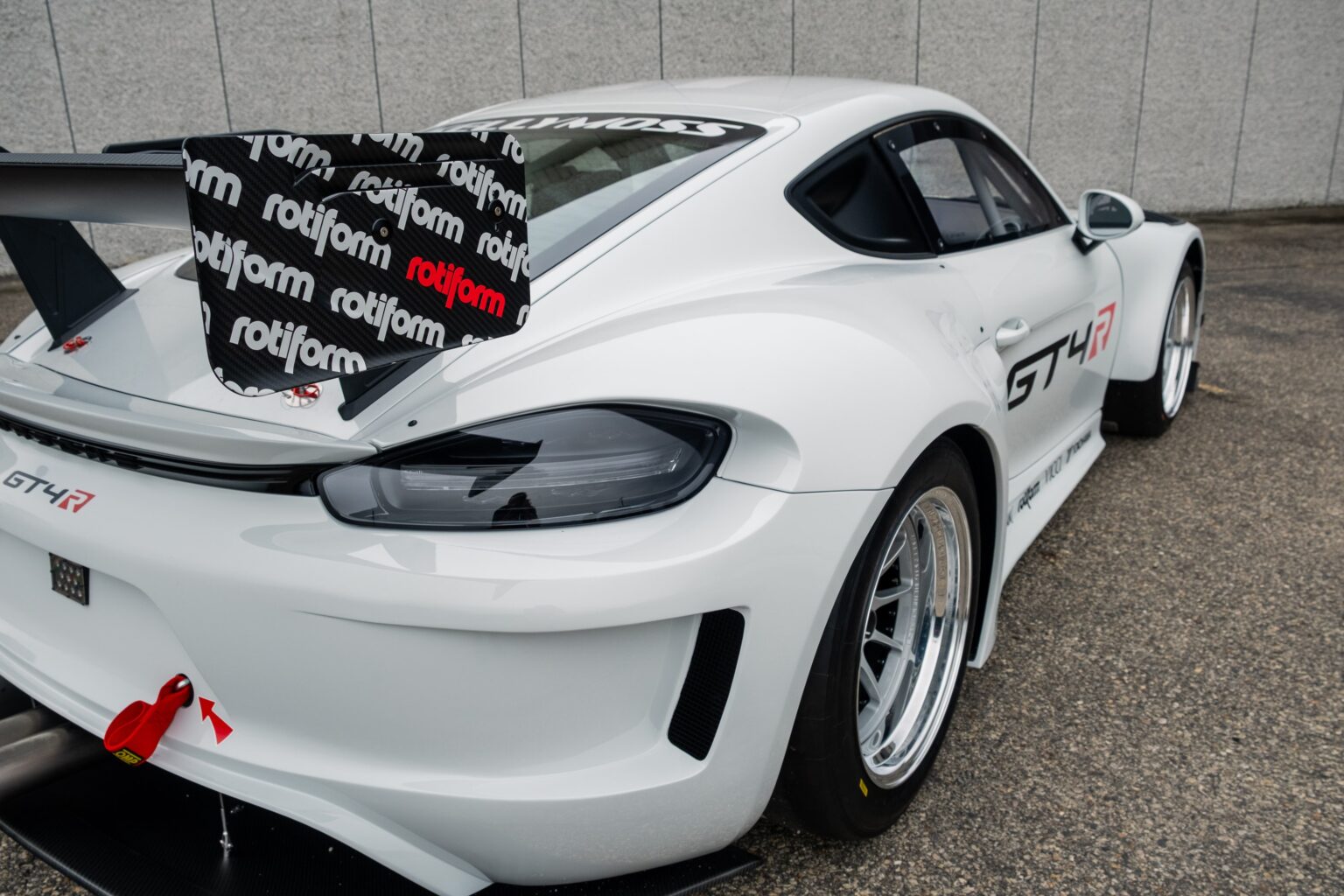 Kellymoss Releases the T4R at SEMA 2025: A New Benchmark for Porsche ...