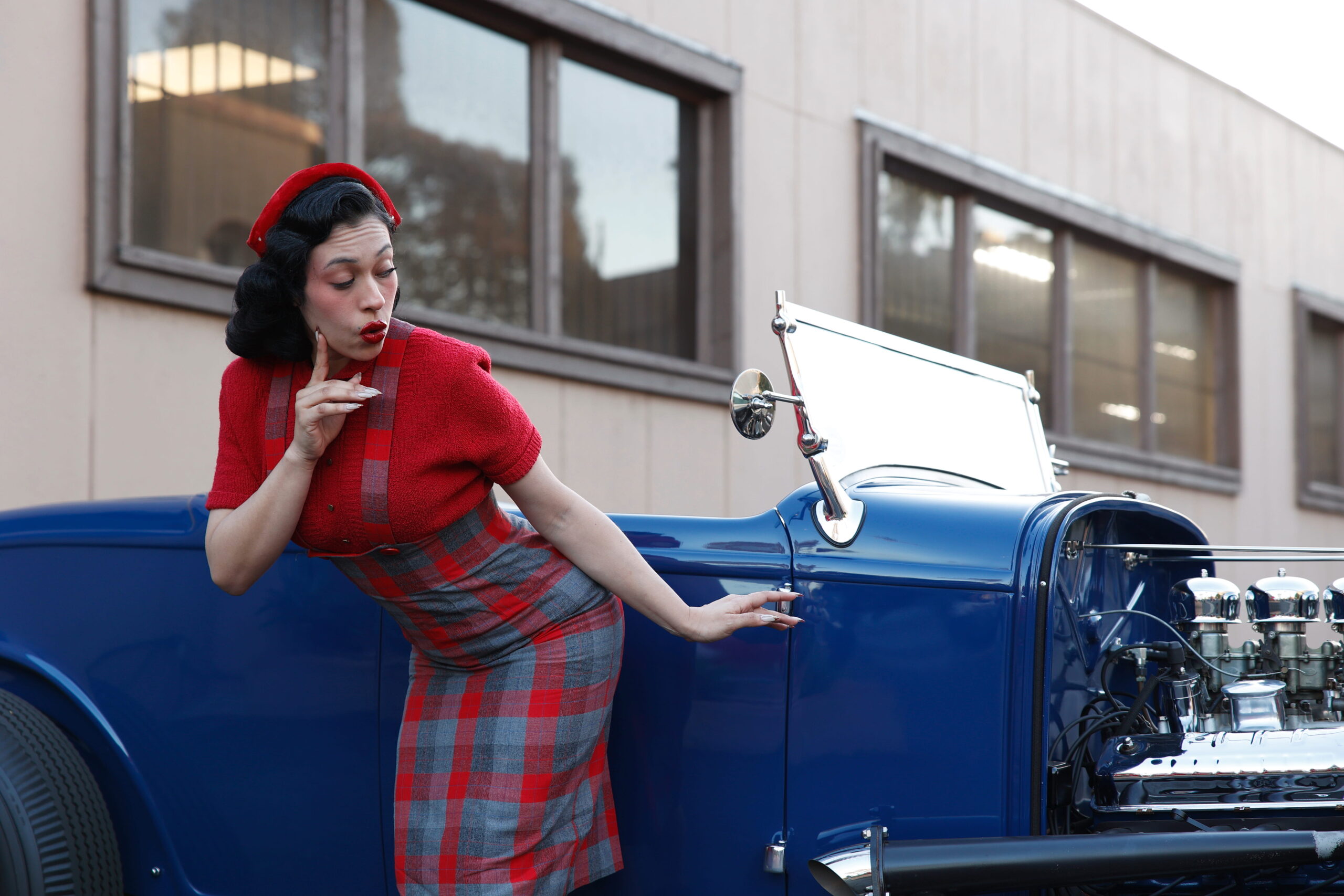 Mitzi's Motor Mavens: Siren