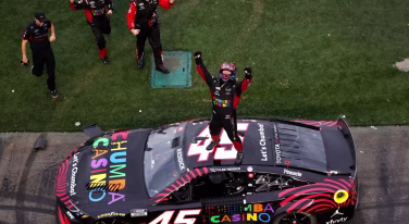 Reddick Wins Daytona 500 With Incredible Last-Lap Drive