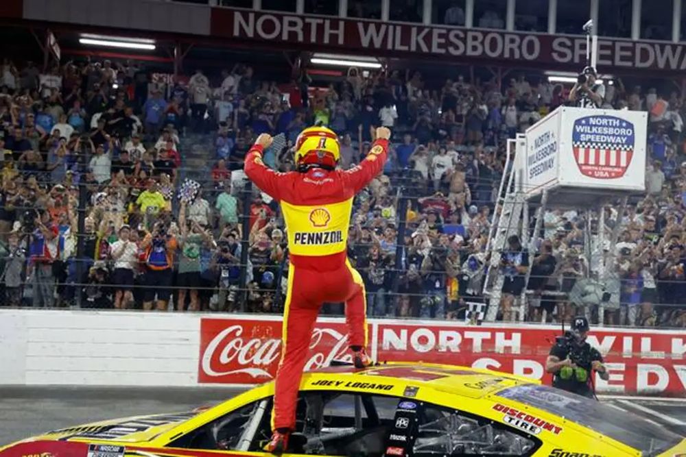 Logano Wins at North Wilkesboro